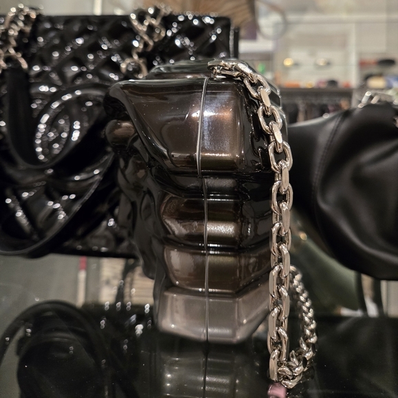 New with box . VERSACE Medusa Head Chain Clutch Black Silver - Picture 3 of 11